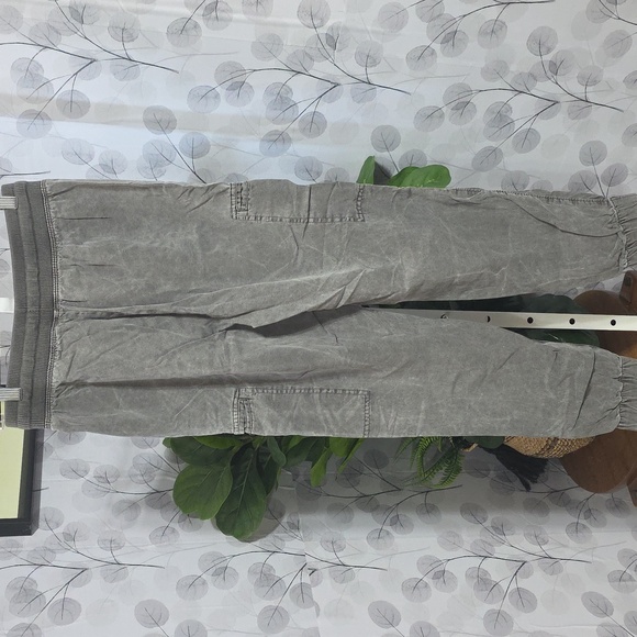 Aerie Essential Cargo Twill Jogger - Picture 6 of 11